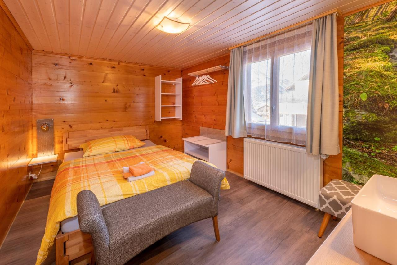 Apartment Efeu "Mit Stil & Tradition" Grachen Exterior photo